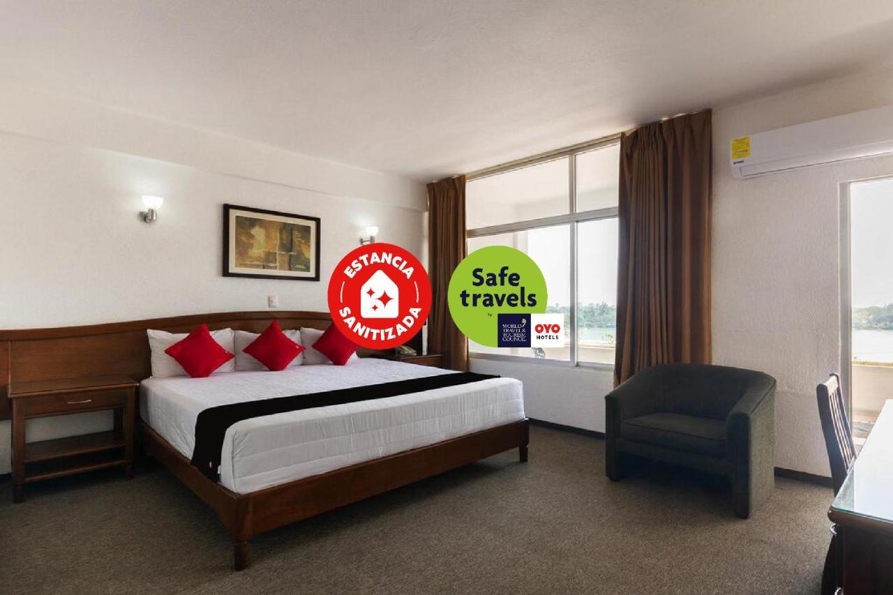 Capital O Florida Tuxpan, Veracruz Tuxpan  Ngoại thất bức ảnh