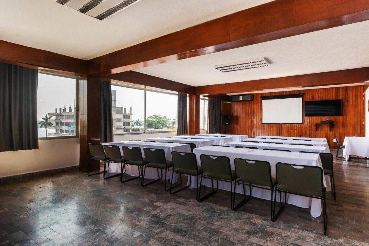 Capital O Florida Tuxpan, Veracruz Tuxpan  Ngoại thất bức ảnh
