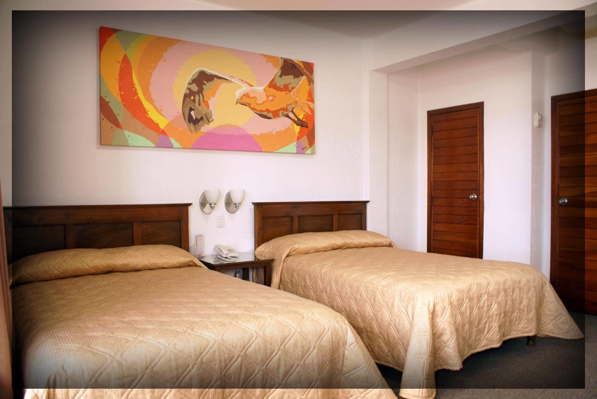 Capital O Florida Tuxpan, Veracruz Tuxpan  Ngoại thất bức ảnh