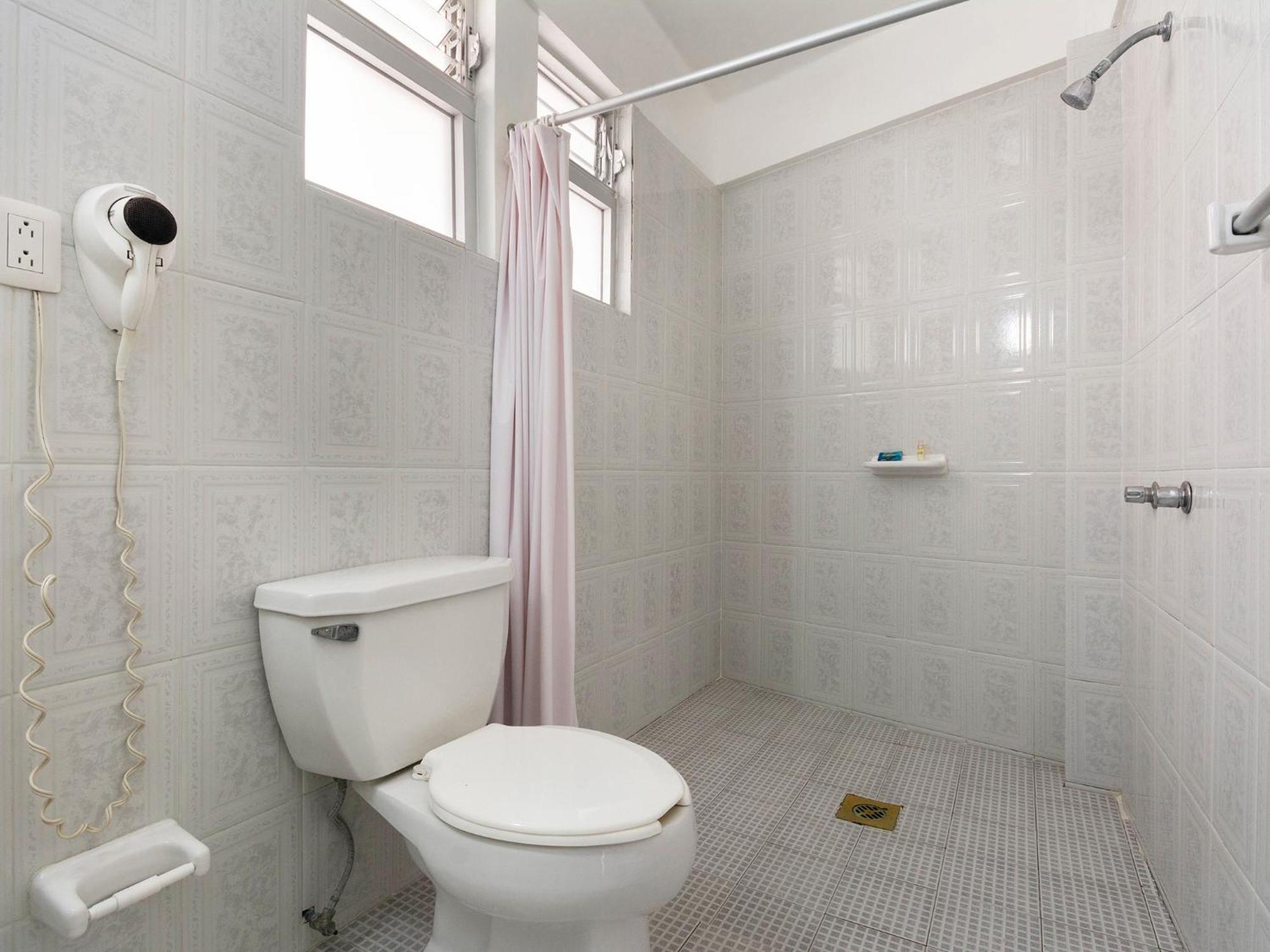 Capital O Florida Tuxpan, Veracruz Tuxpan  Ngoại thất bức ảnh