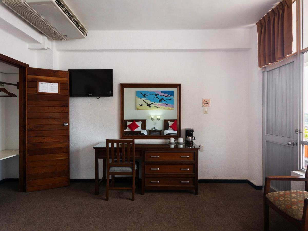 Capital O Florida Tuxpan, Veracruz Tuxpan  Ngoại thất bức ảnh
