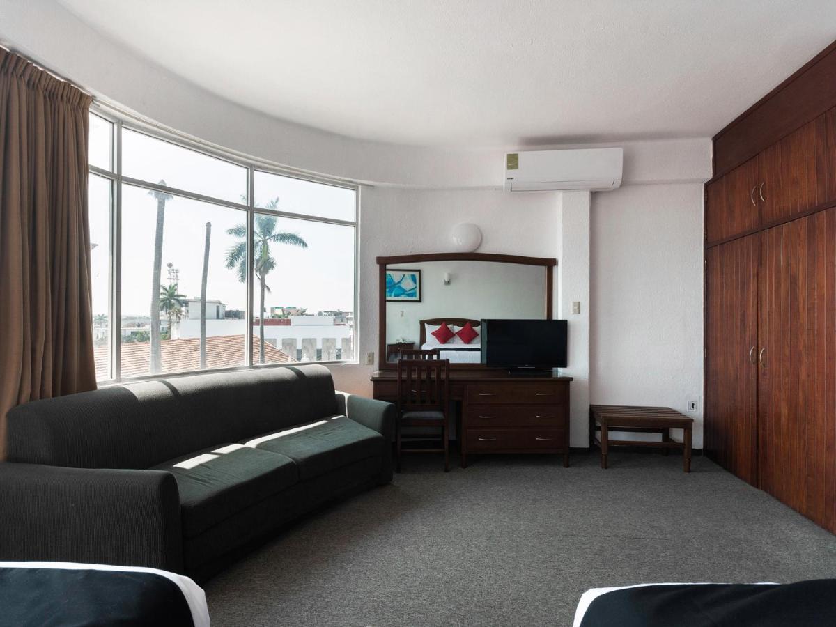 Capital O Florida Tuxpan, Veracruz Tuxpan  Ngoại thất bức ảnh